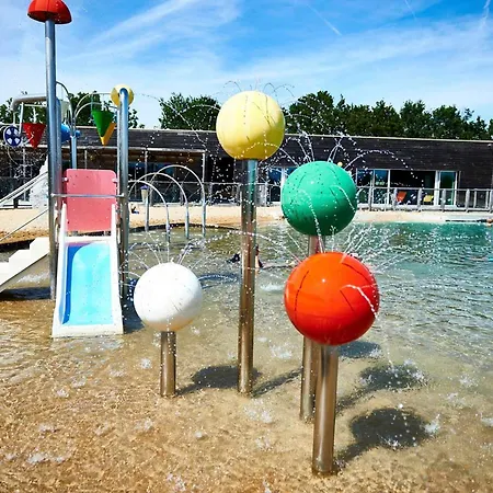 샬레 2 Calme, Piscine, Proche Jaunay - Fr-1-783-10 *