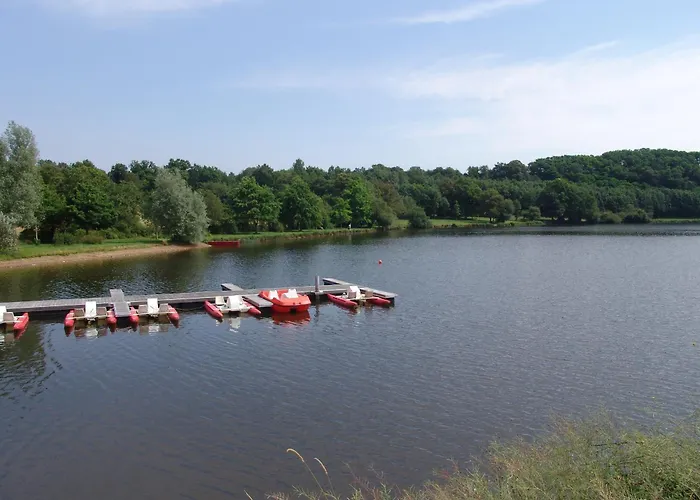 2 Calme, Piscine, Proche Jaunay - Fr-1-783-10 בקתה *