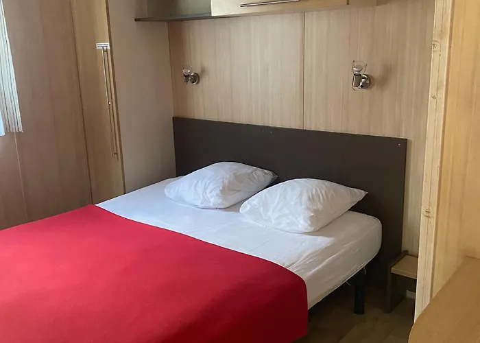 2 Calme, Piscine, Proche Jaunay - Fr-1-783-10 בקתה